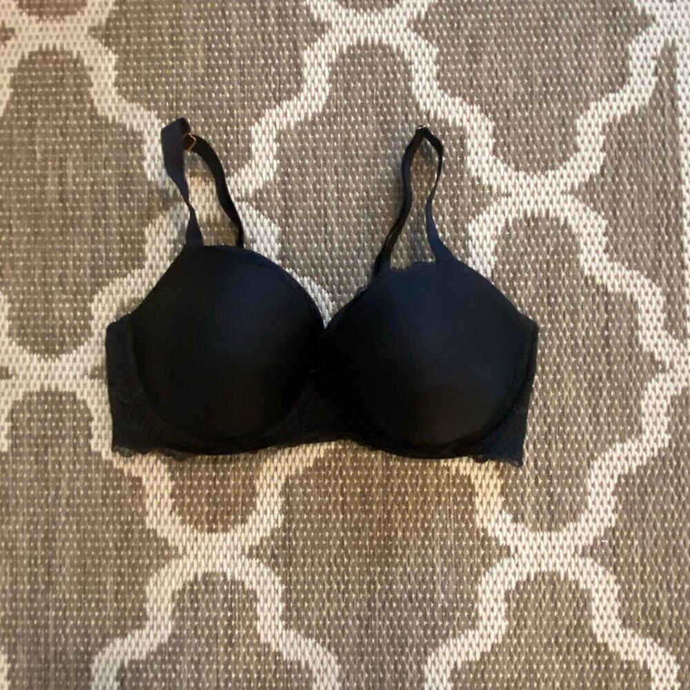 Victoria’s Secret bra dream angels lined Demi bra, size 36DD